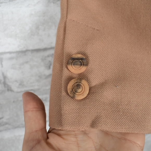 Vintage salmon pink high waisted women's shorts - Picture 6 of 8